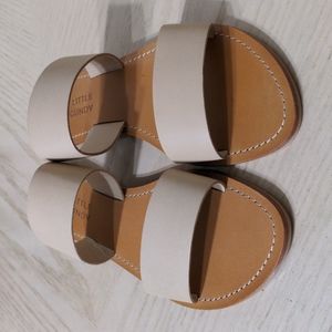 sandals little burgundy